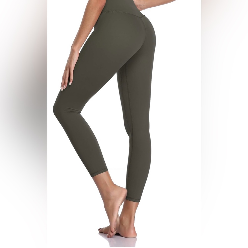 Colorful koala high waisted leggings